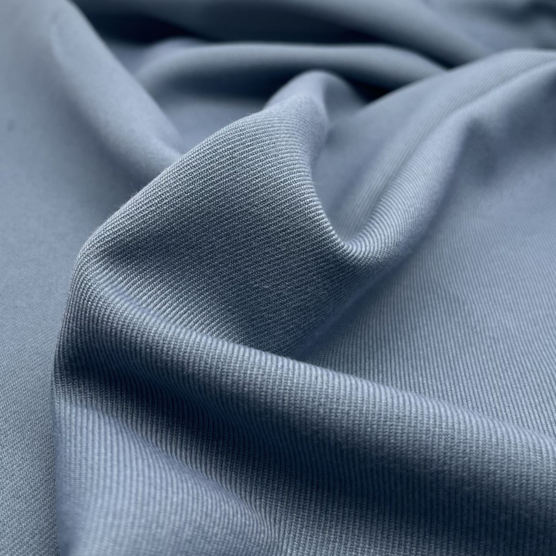 重磅素色TR套裝面料垂墜耐磨麵料連衣裙時裝襯衫TR四面彈布料