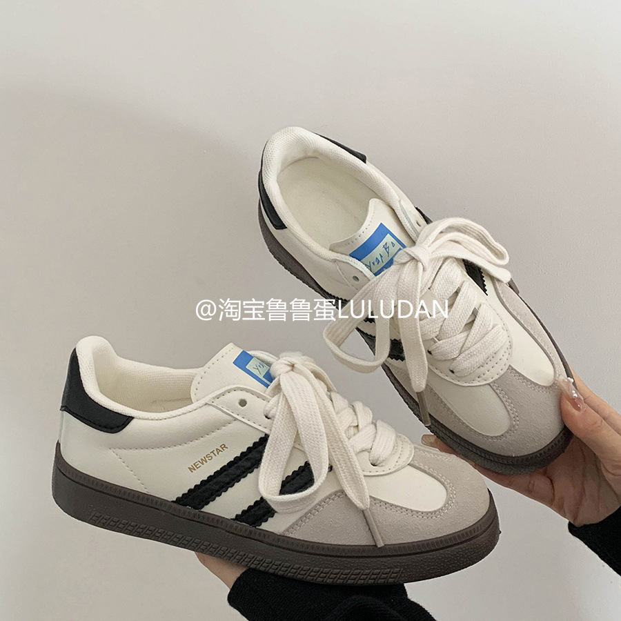 Zapatos deportivos retro de primavera y verano de 2025 nuevos zapatos de mujer de moda, zapatos casuales de nicho para estudiantes, mujeres
