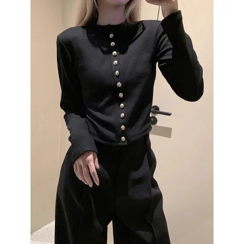 2023 new style metal buckle French style niche long sleeve women's autumn and winter slim fit fashionable high-grade short bottoming shirt top 2023 new style metal buckle French style niche long sleeve women's autumn and winter slim fit fashionable high-grade short bottoming shirt top