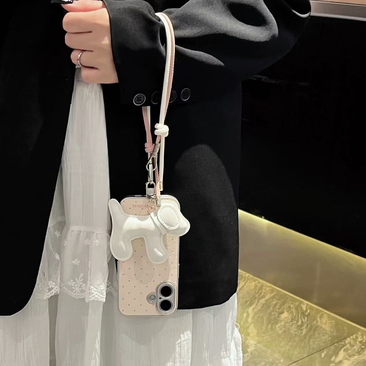 Verano simple color sólido lunares aptos para iphone16 cordón para cachorros 15ProMax Apple 14 funda para teléfono 13 mujer