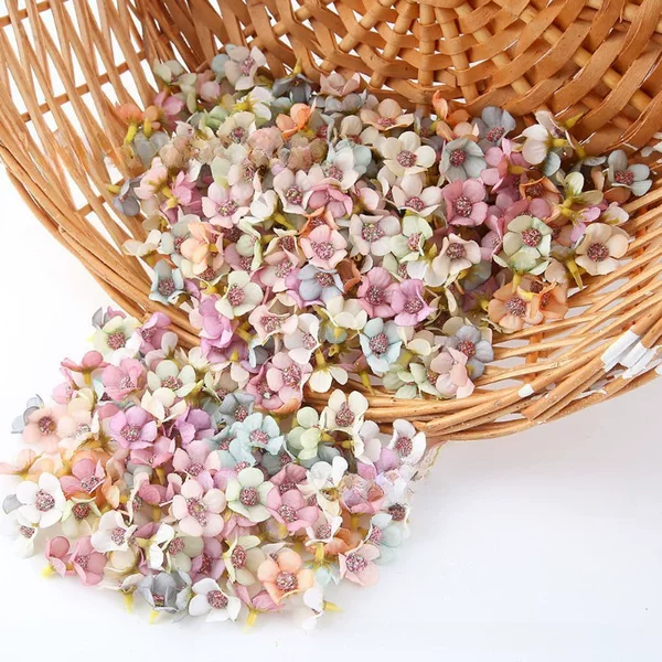 New small Daisy 2.5cm wedding decoration silk cloth flower head material simulation flower clothing wreath creative small flowers