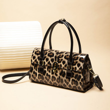 Ůʿ����2025�¿�r�к��s������μ�б����ƤŮ��ͨ�ڰٴ�