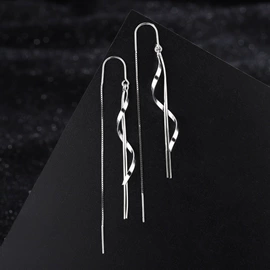 耳线;项链;耳钉