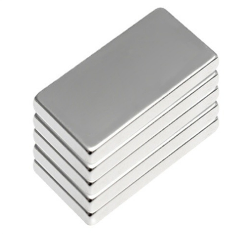 厂家供应N35-N52强磁磁铁磁钢 方形 方块 方片 钕铁硼磁铁片
