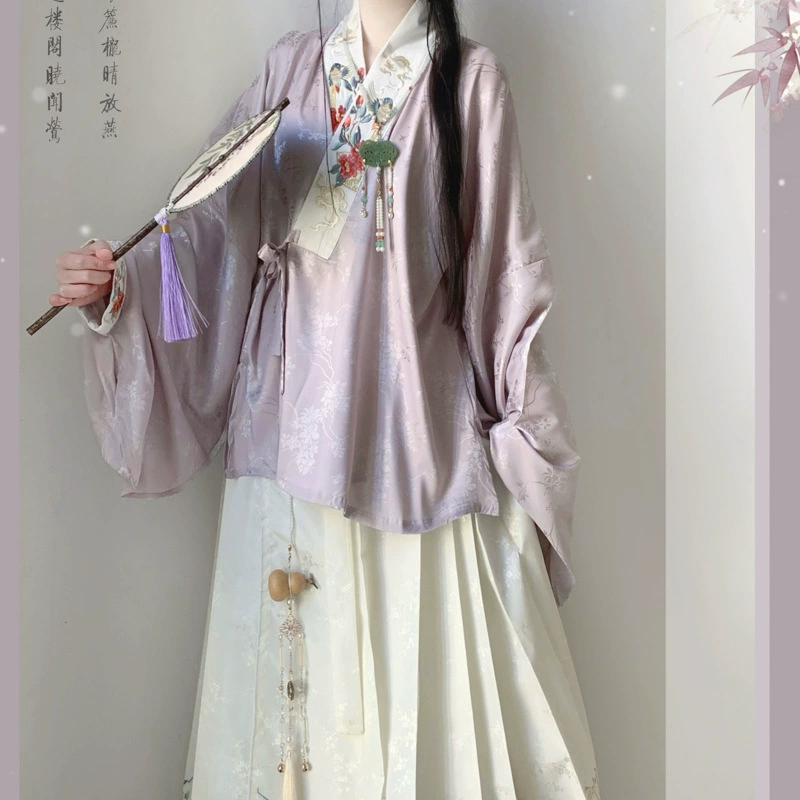 Весенний стиль Ming Hanfu Ling Yu