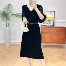 南油批发2025年秋季新款 休闲时尚文艺轻奢真丝丝绒面料V领连衣裙