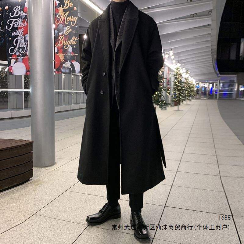 Trendy thick Korean style loose woolen overcoat for men in winter, long over-the-knee style, black and white.