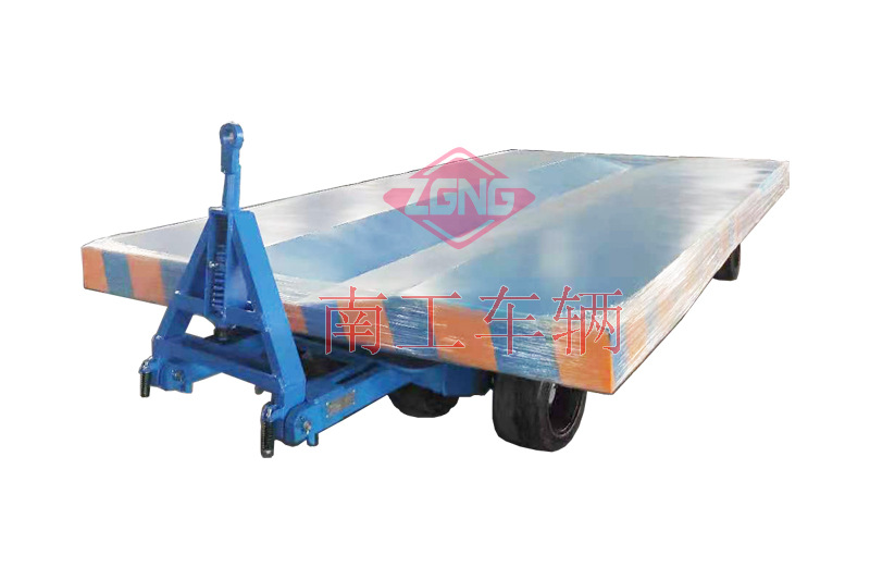 南工厂家直销20吨下凹式牵引重型平板拖车