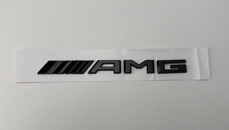Mercedes-Benz E63S modified with black "Black Warrior" emblem, E260L/E300L modified with V8 biturbo "Dark Night" emblem, AMG English tail emblem