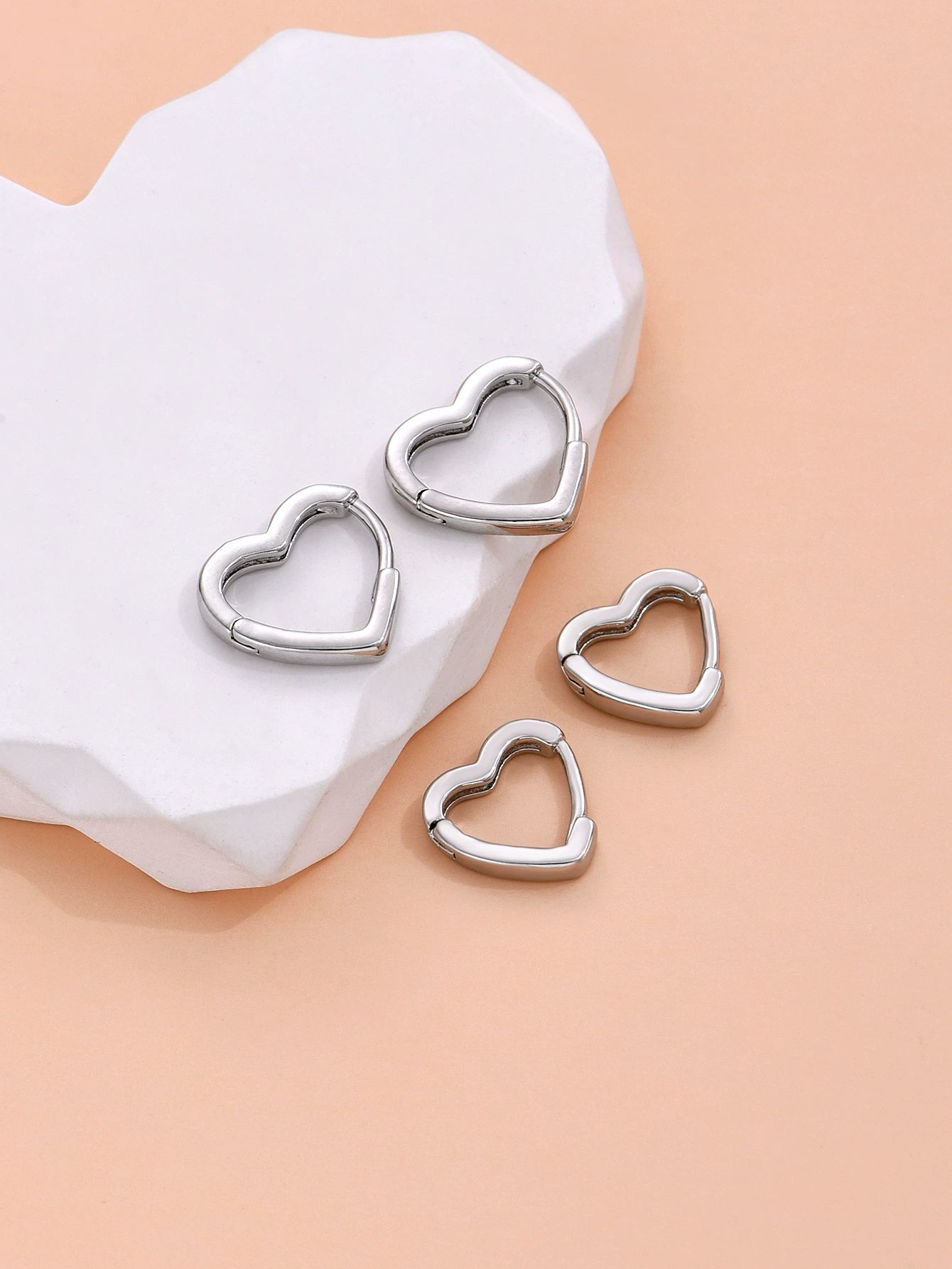 Fashionable universal set, earrings, simple and elegant design