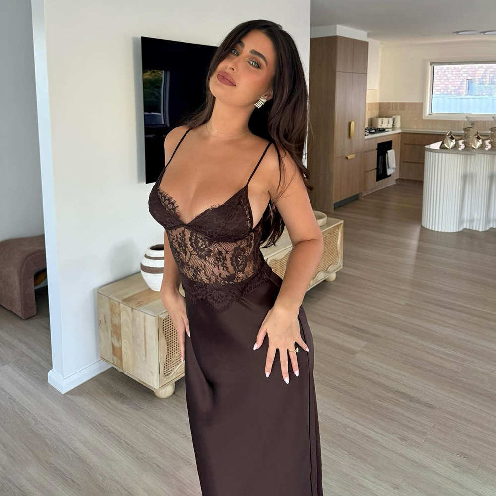 Europa y América primavera y verano nuevo temperamento de moda profundo V-collar transparente vestido de espalda abierta esbelta sexy encaje vestido largo