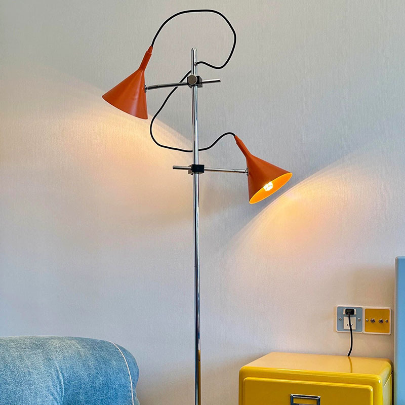 Cross-border new double-headed cream floor lamp simple living room horn adjustable bedroom bedside vertical floor lamp Cross-border new double-headed cream floor lamp simple living room horn adjustable bedroom bedside vertical floor lamp