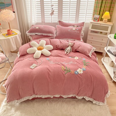 wholesale new pattern baby Korean Edition Embroidered towels milk Four piece suit crystal Levin Law sheet Bed cover Kit
