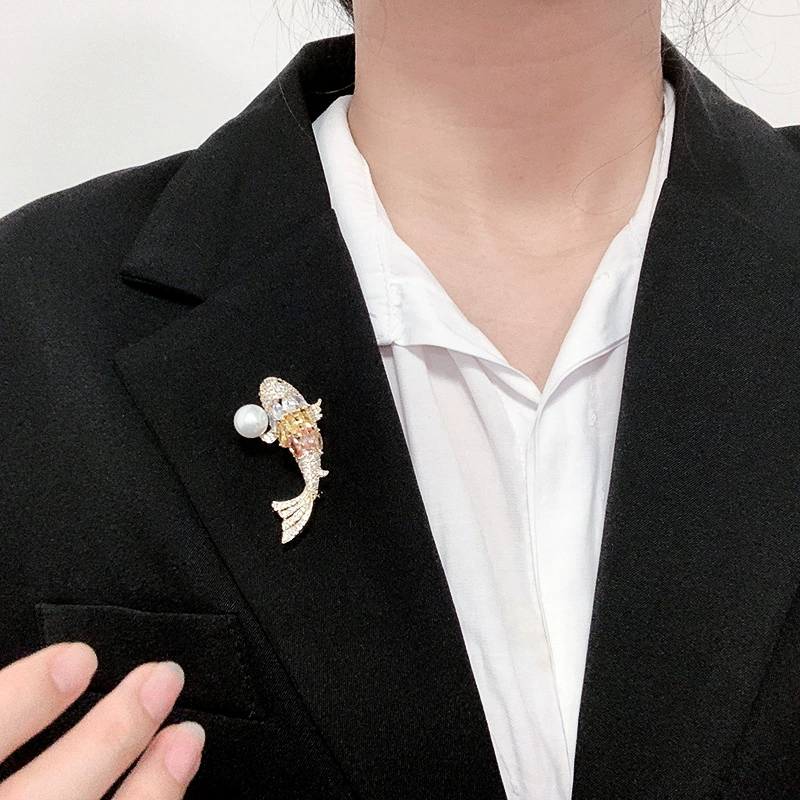 Brooch, pin, sweater, suit, protective underware, accessory lapel pin, Japanese and Korean