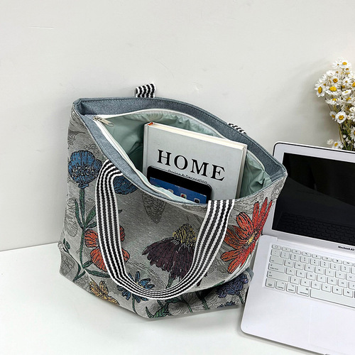 New spring and summer women's bags, new fashion ethnic style canvas bags, large capacity shoulder bags, printed student tutoring bags