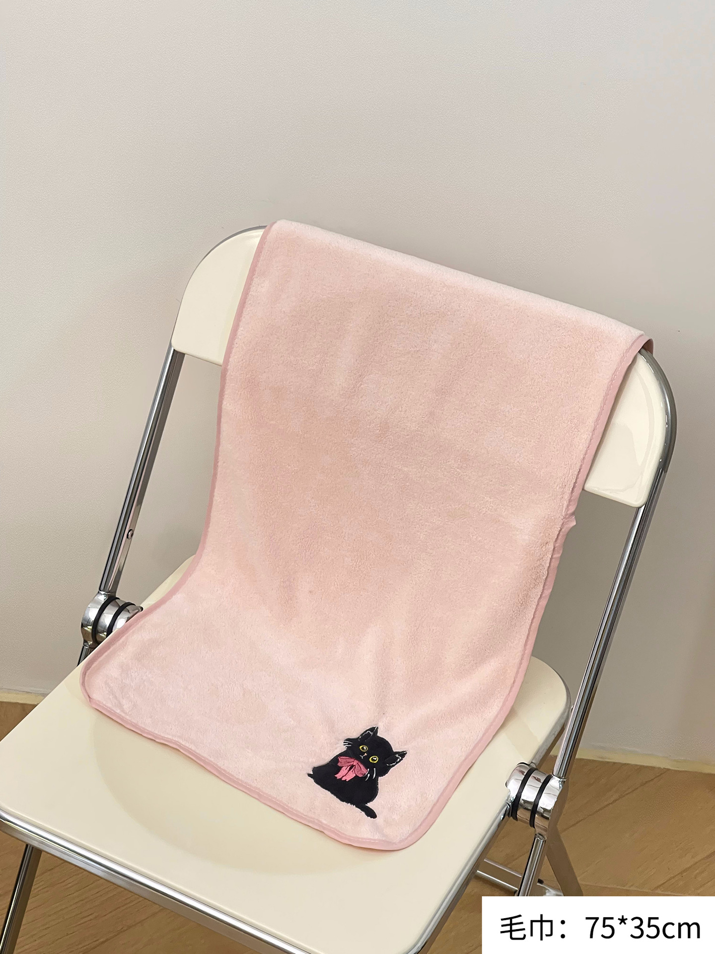 2024 nuevo gato de dibujos animados coral Toalla de baño Toalla de pelo de secado sombrero de tres piezas conjunto suave absorbente traje de regalo