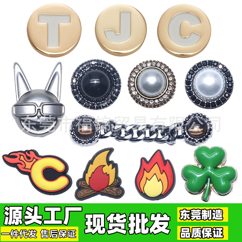 Little Red Book Tan Jianci's Croc Shoes with Cartoon Cute Shoe Charms Accessories Little Charcoal Cartoon Paradise