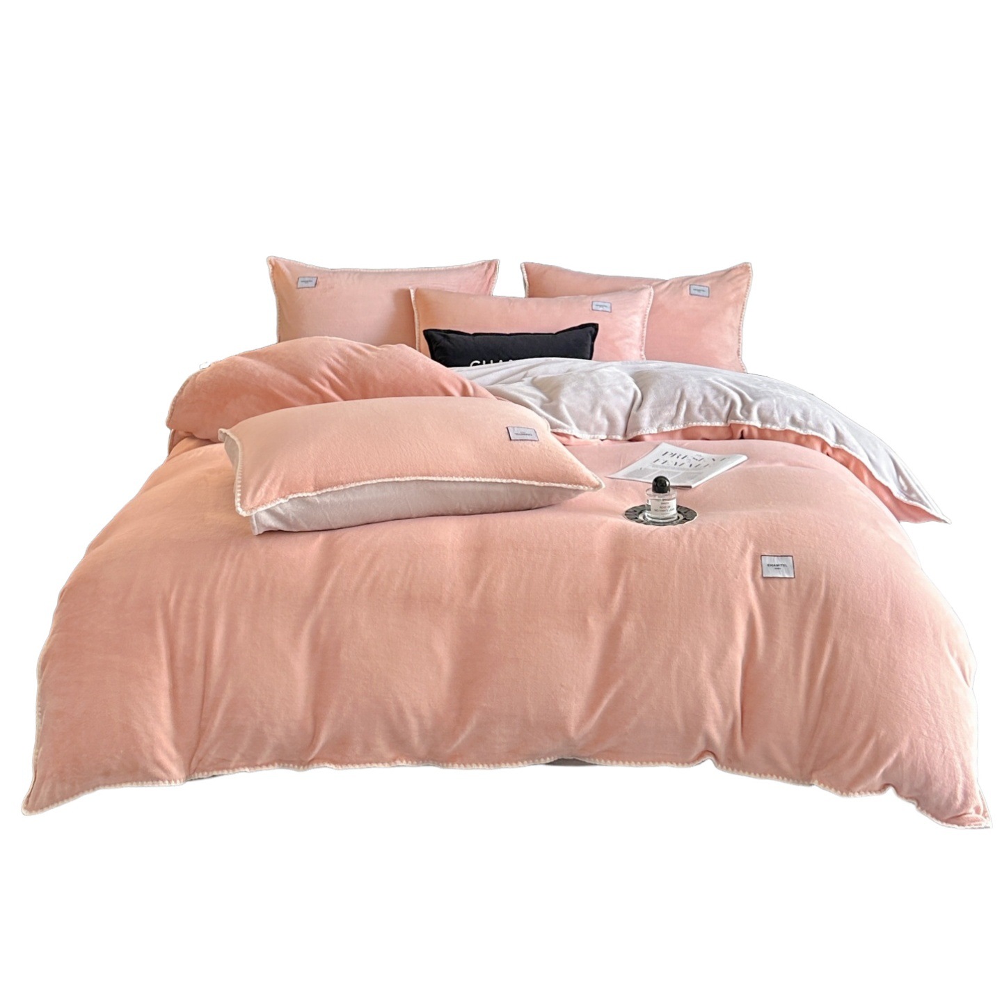 Invierno engrosado de leche de lana de cuatro piezas con lana de coral cálida cubierta de sábanas de flanela cubierta de cama