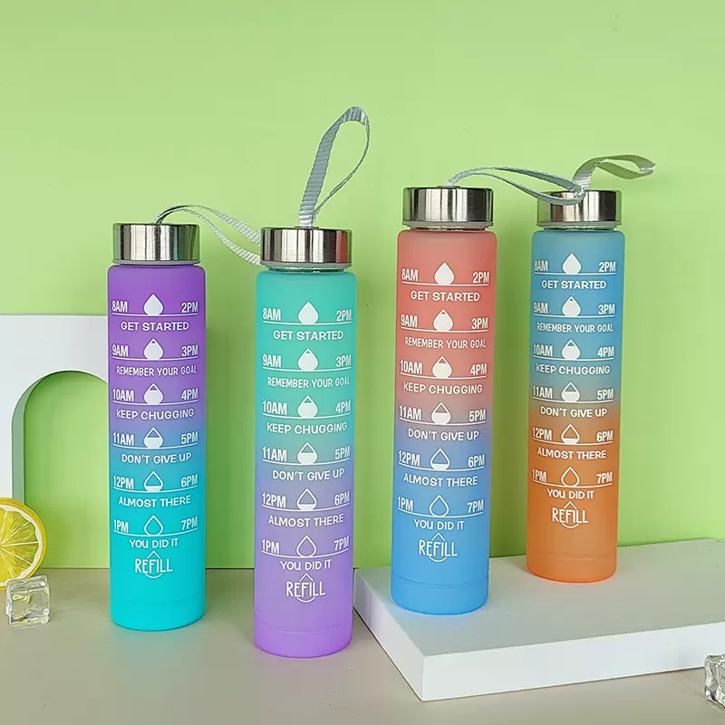 厂家直销运动儿童水杯彩喷渐变色带手绳亚马孙爆款