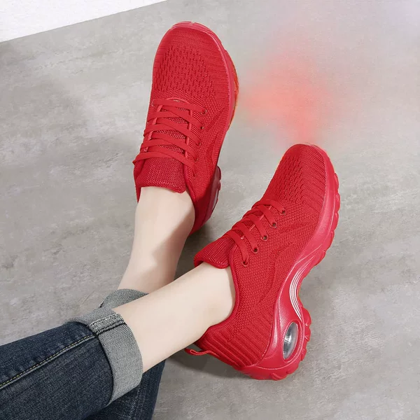 New Red Dance Shoes Soft Sole White Square Dance Shoes sneaker Four Seasons Adult Black Dancing Shoes Women's Lightweight