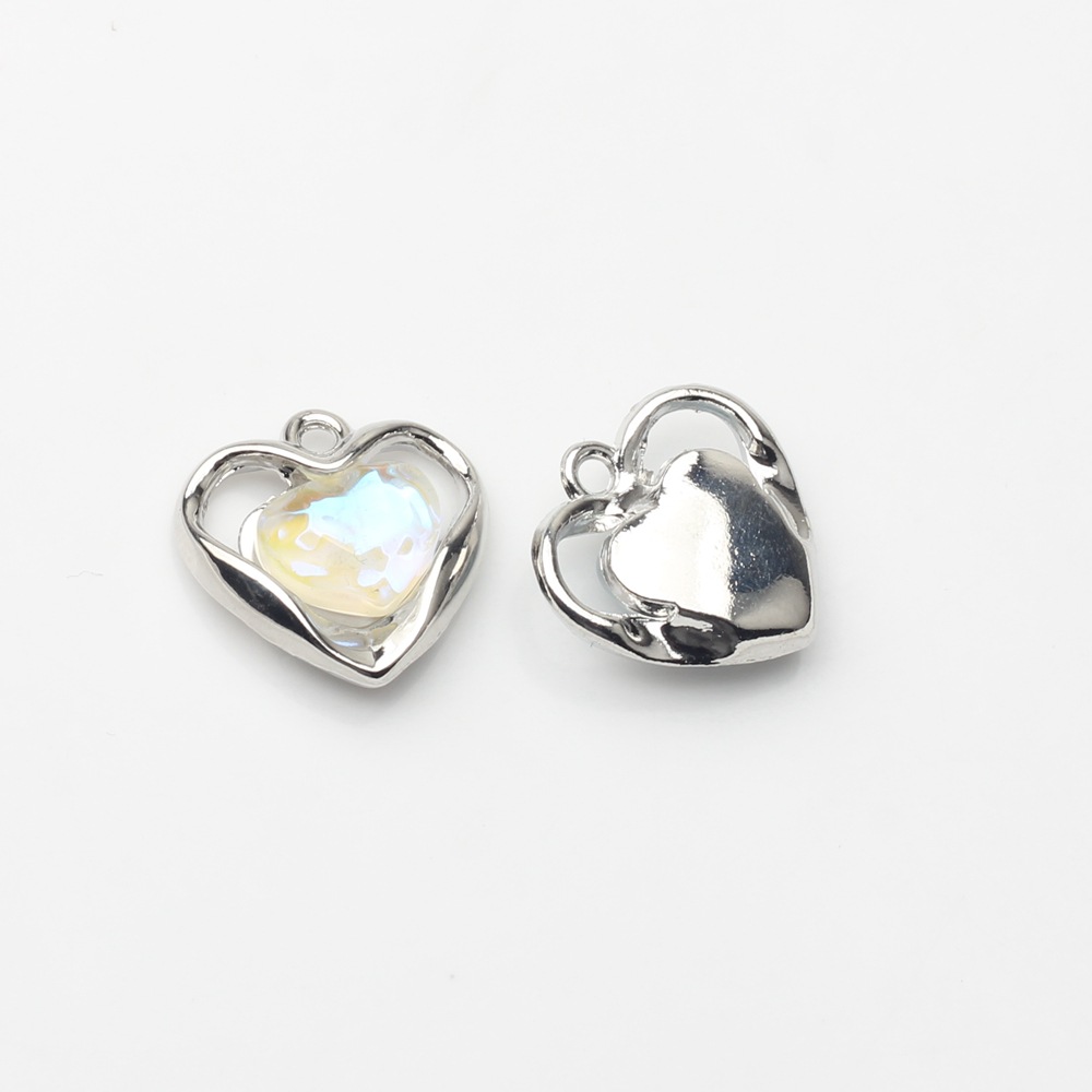 Silver-White AB Cai