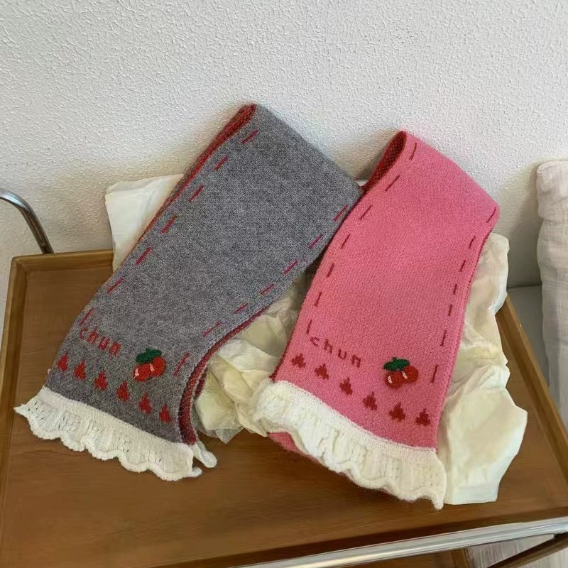 Universal cute scarf with letters