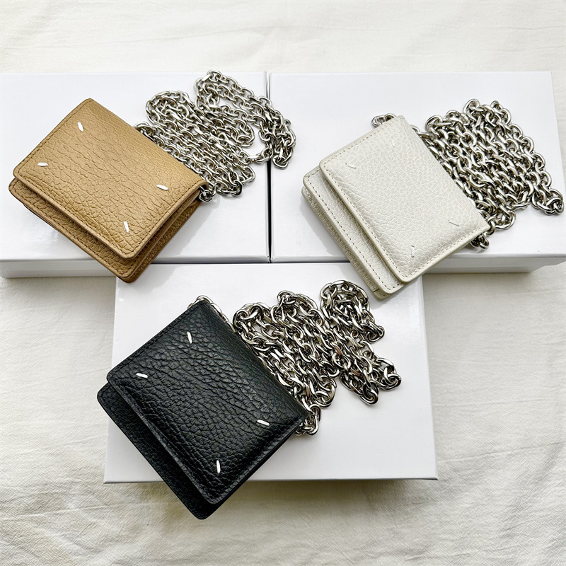 Pyc 22Ss Black Four-Corner Stitched Genuine Leather Shoulder Wallet with Metal Chain Stitching Cowhide Small Square Bag Crossbody Bag Pyc 22Ss Black Four-Corner Stitched Genuine Leather Shoulder Wallet with Metal Chain Stitching Cowhide Small Square Bag Crossbody Bag