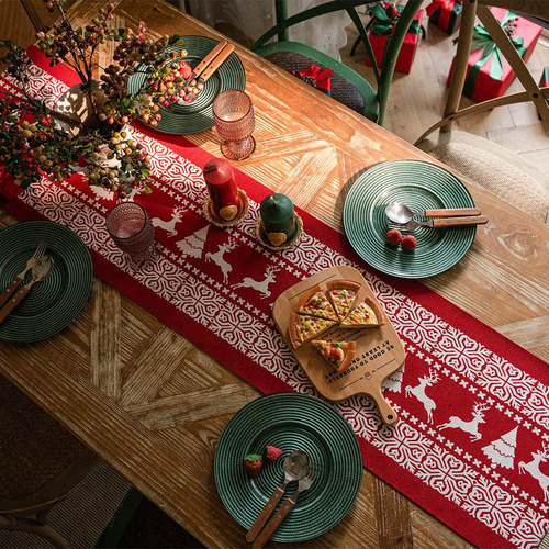 Red Christmas table flag, atmospheric decoration, coffee table cover, Christmas strip tablecloth, chenille restaurant tablecloth