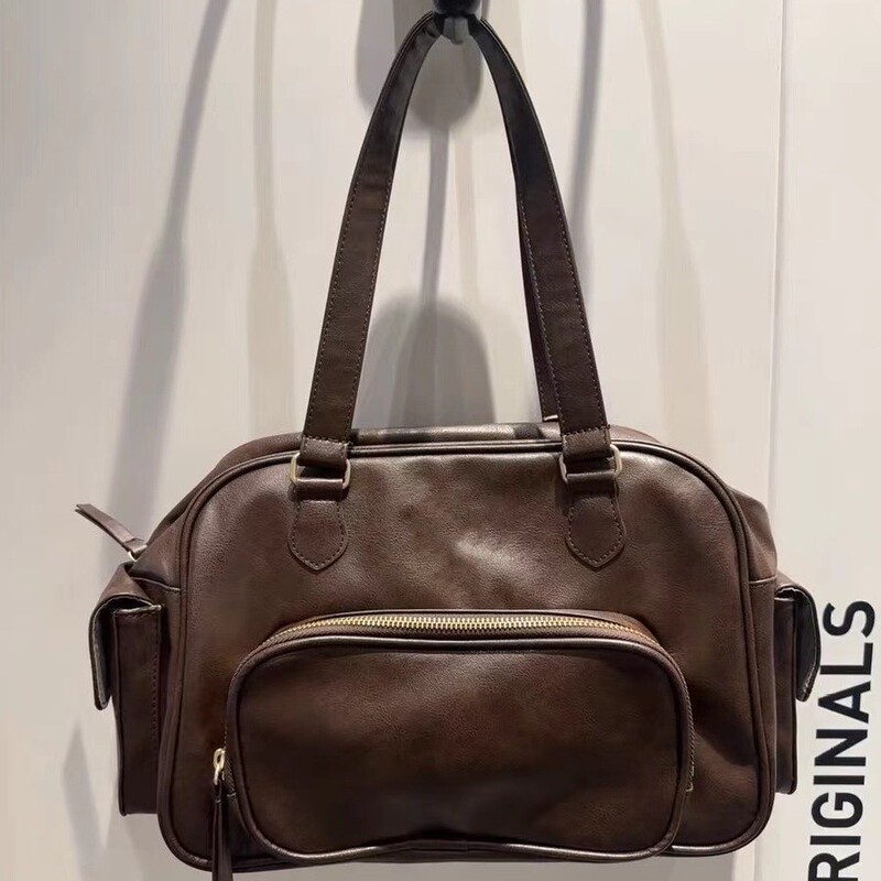 2026 New Model Adidas Originals Retro Handbag Motorcycle Bag Versatile Messenger Bag for Women Large Capacity Casual Shoulder Bag 2026 New Model Adidas Originals Retro Handbag Motorcycle Bag Versatile Messenger Bag for Women Large Capacity Casual Shoulder Bag