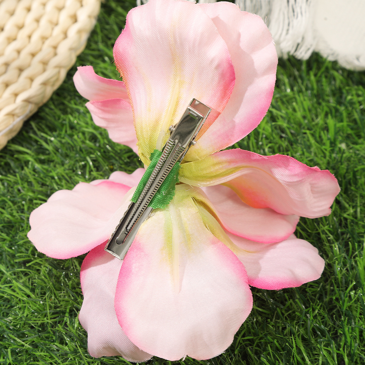 Women's Flower Sweet Silk Flower Hair Clip display picture 7