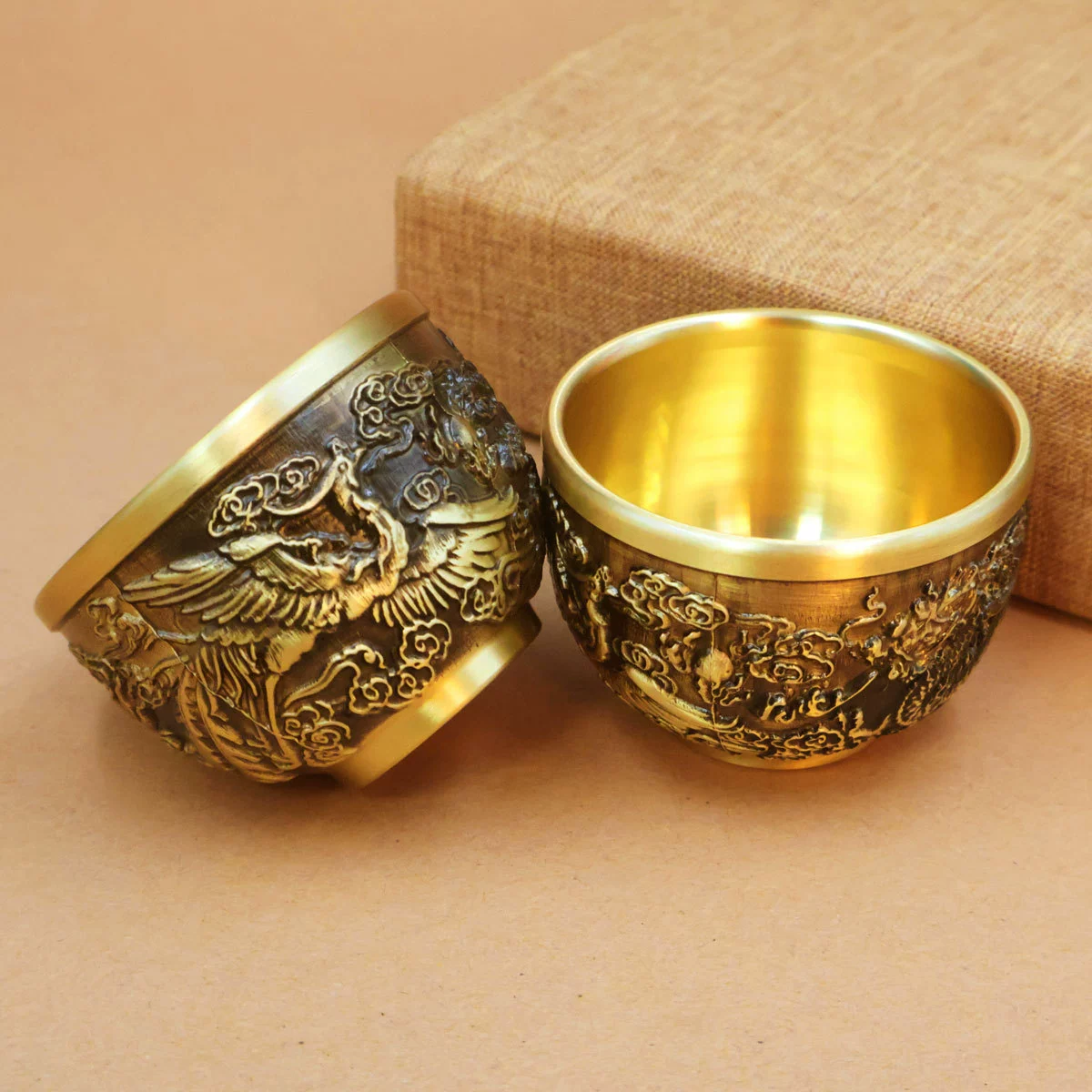 Латунный рельефный кубок дракона и феникса Китайский стиль Baifu дракон и феникс кубок украшения китайского стиля высокого класса