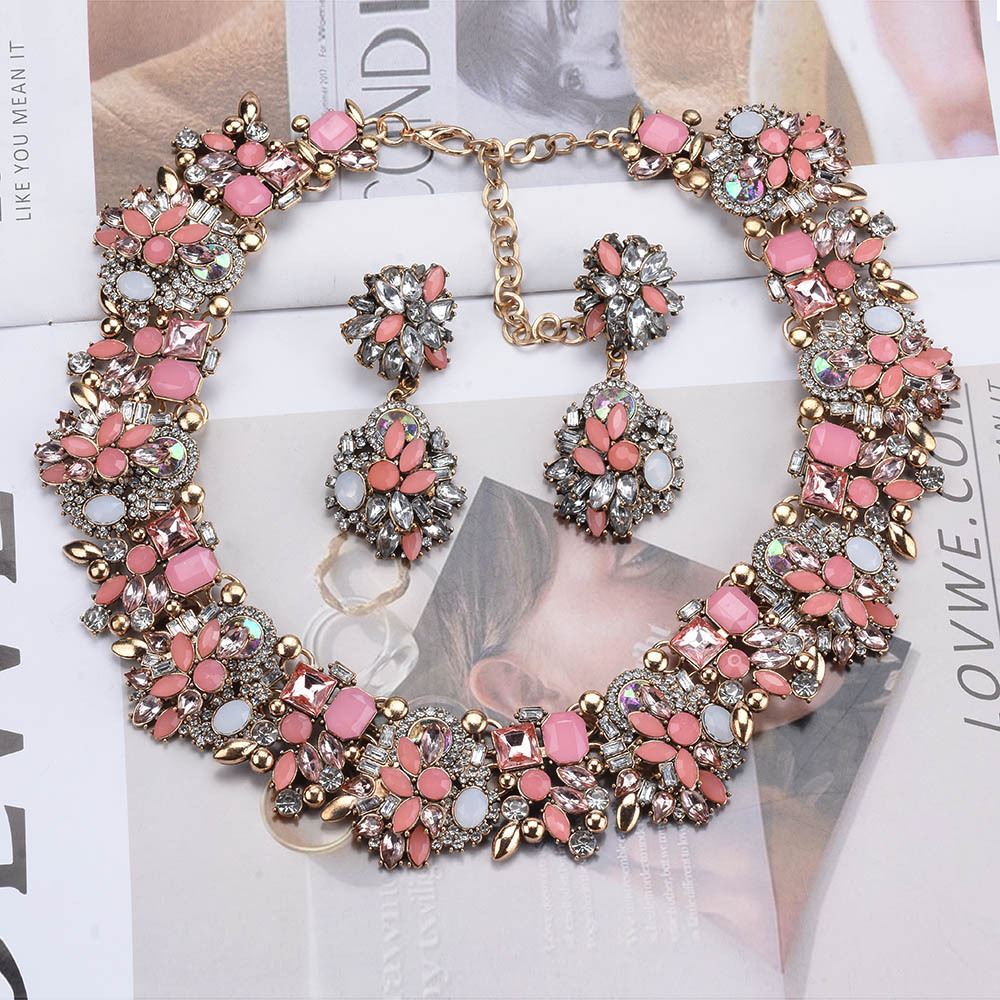 Exaggerated Geometric Artificial Crystal Rhinestones Alloy Wholesale Earrings Necklace display picture 3