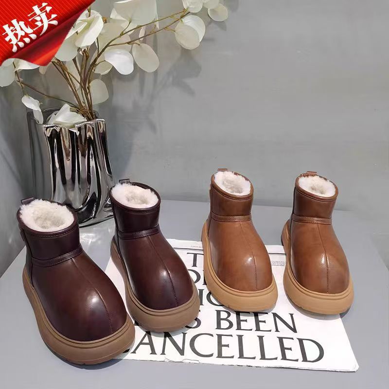 Niños cuero impermeable padres-hijos zapatos de nieve para niños y niñas calentamiento de lana gruesa zapatos de algodón grueso suela gruesa 2025 invierno image 3