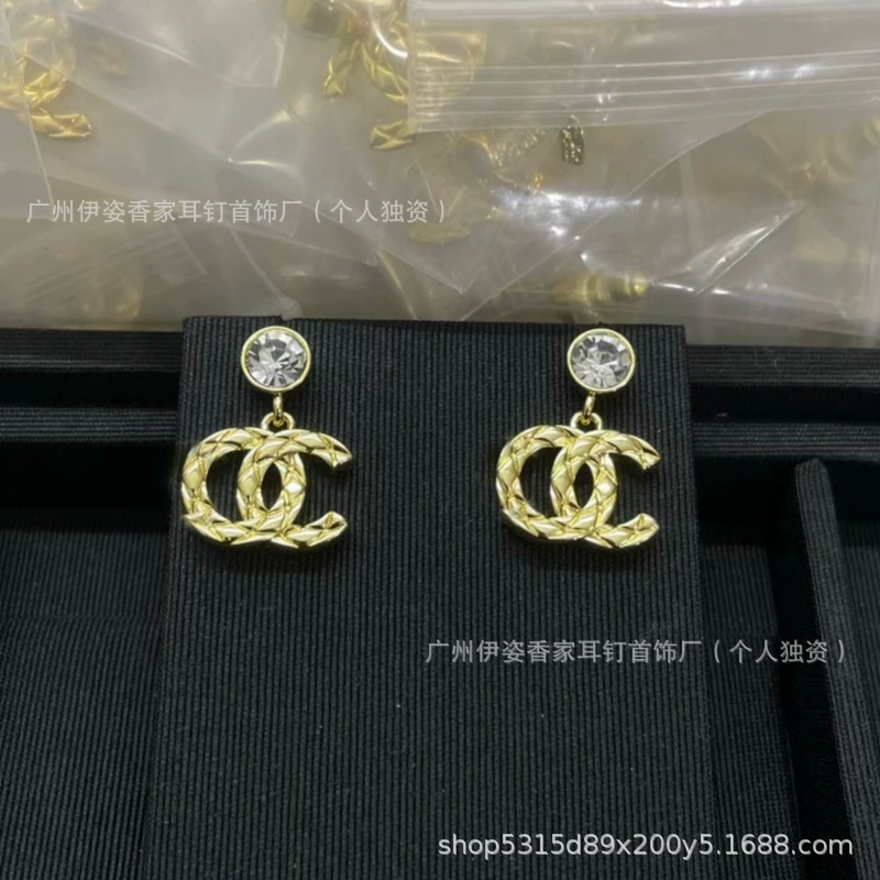 Сережки-перлы с буквами, аксессуар, стиль Chanel, высококачественный стиль, образец серебро 925