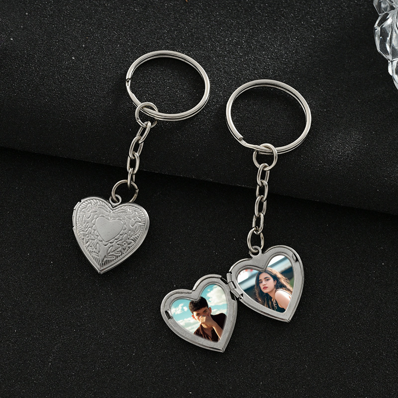 Hot Selling European and American Popular Peach Heart Photo Frame Box Couple Jewelry Personalized Heart-Shaped Photo Box Can Hold Photo Pendant Keychain