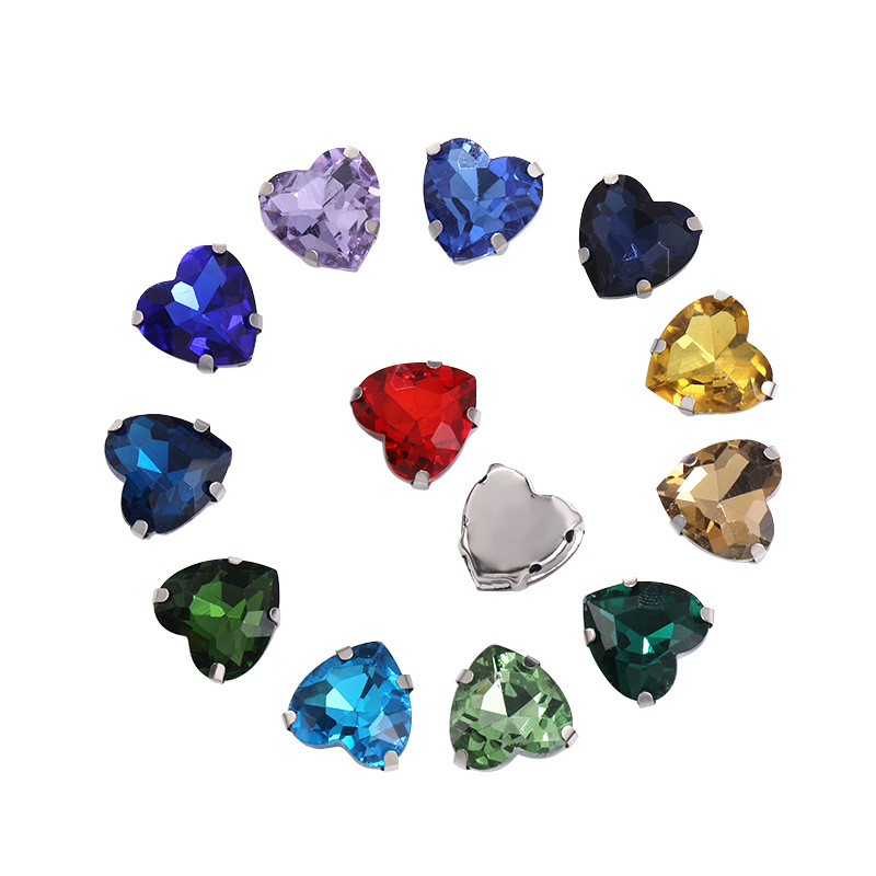 Amor garra diamante cosido a mano diamante con agujero diamante melocotón corazón cristal diamante DIY ropa collar hecho a mano material al por mayor