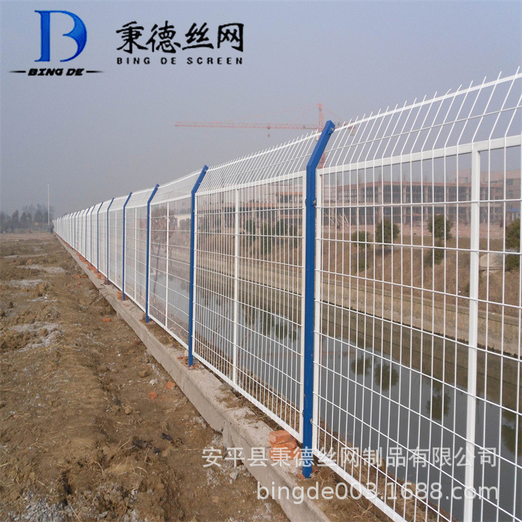 框架护栏网扁铁框架铁丝网高速公路圈地防护网山坡园林金属防护栏