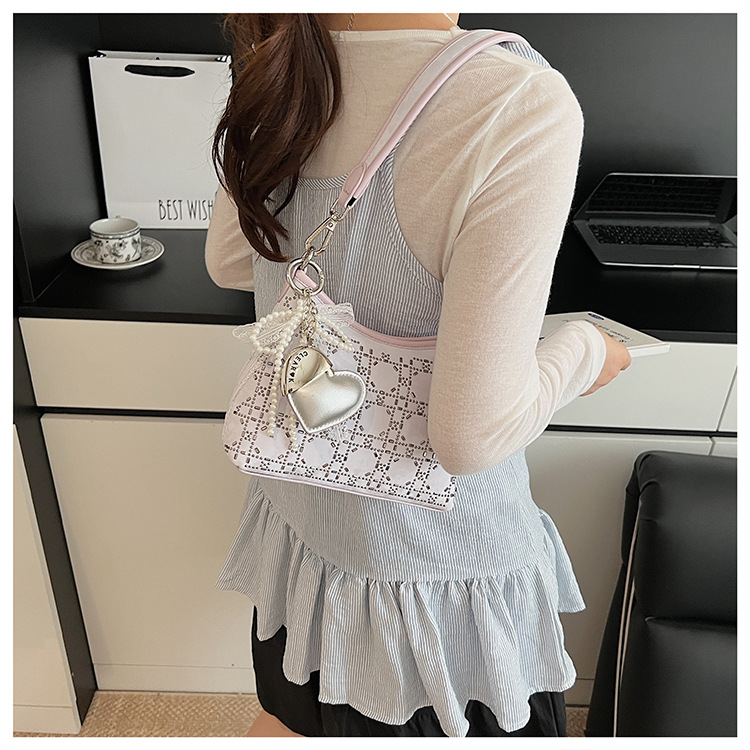 Summer handbag, women's hand-held armpit pillow bag, 2025 new style diamond-encrusted design, single-shoulder fashionable crossbody bag undefined