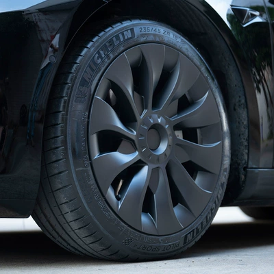 3 18-inch | Tesla Hub cover