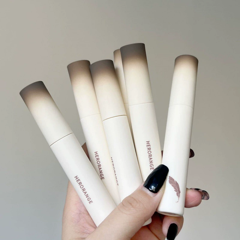 Lipstick, matte lip balm, lip gloss, long-term effect, translucent shading