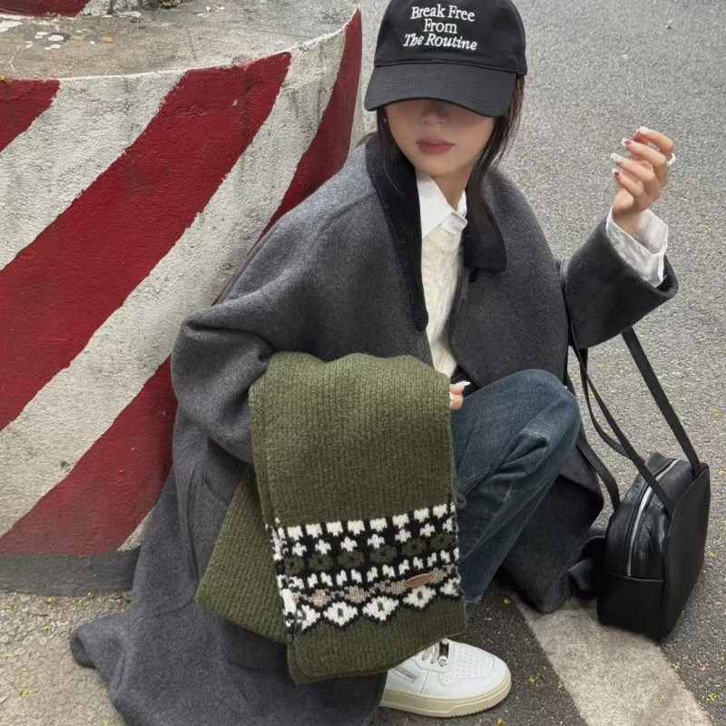 费尔岛绿色针织毛线围巾女2025新款冬季韩系氛围感加厚保暖围脖男