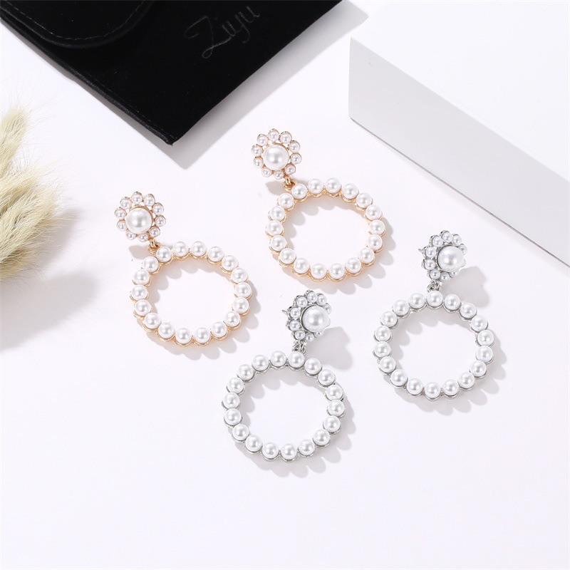 1 Pair Sweet Circle Plating Inlay Alloy Artificial Pearls Rhinestones Drop Earrings display picture 7