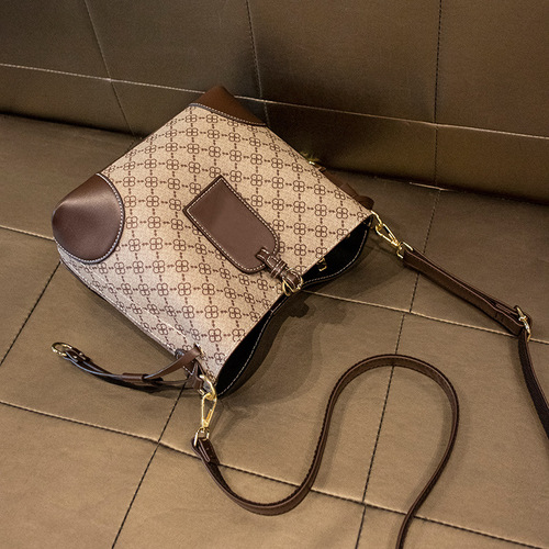 Bags Women's Korean Style Fashionable Bucket Bag Internet Celebrity Printed Shoulder Bag Fashion Textured Crossbody Bag  New Trendy