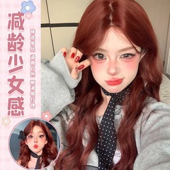 千鳥のかつらの新商品夏の新型韓国系自然ネットの赤いカールの女性の赤いかわいい前髪の自然の全体のカバー