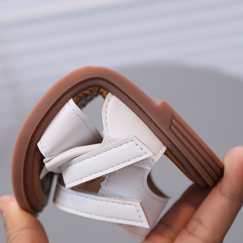 Summer Girls' Sandals for Kids: Bow-Top Flip-Flops with Soft Soles, Perfect for Little Girls