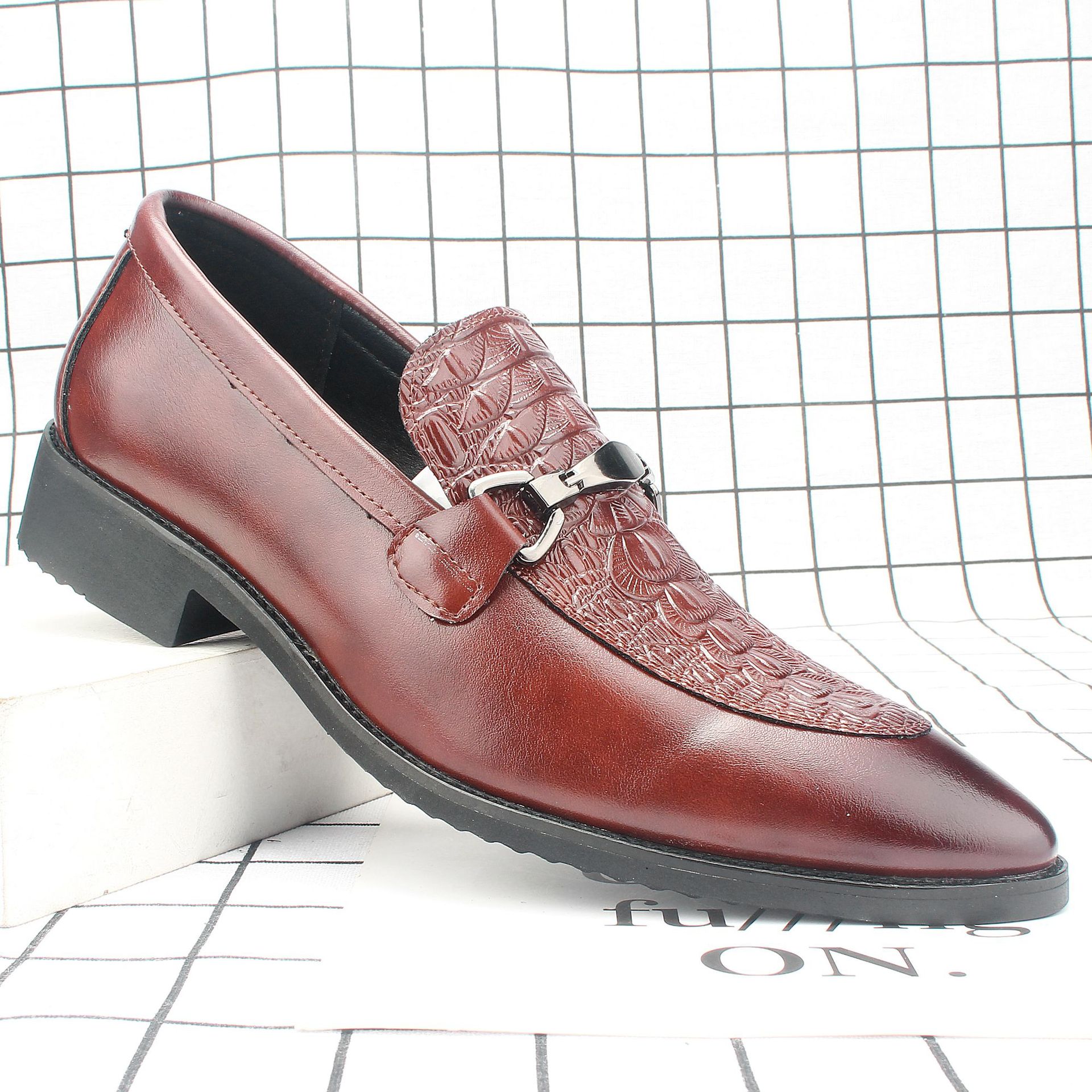 �¿���Ь�ļ�����������װƤЬ�в���˵񻨺���Ӣ�״�����Ь255