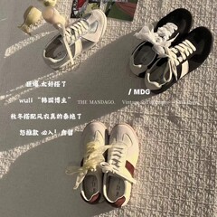 2025年秋冬新款韩国博主推荐银色芭蕾德训鞋复古真皮软底阿甘鞋