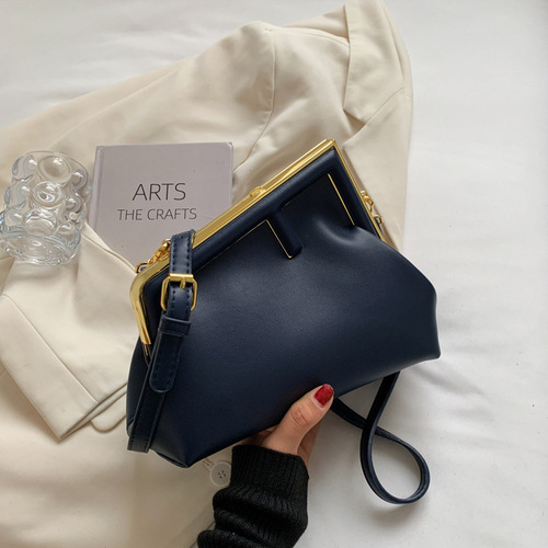 Cross-border metal clip mouth bags for women, 2024 new fashion single-shoulder bag, European and American retro minimalist cross-body bag, shoulder bag.