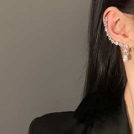 韩国新款锆石水滴耳钉耳骨夹一体化耳饰小众设计时尚轻奢感耳环女