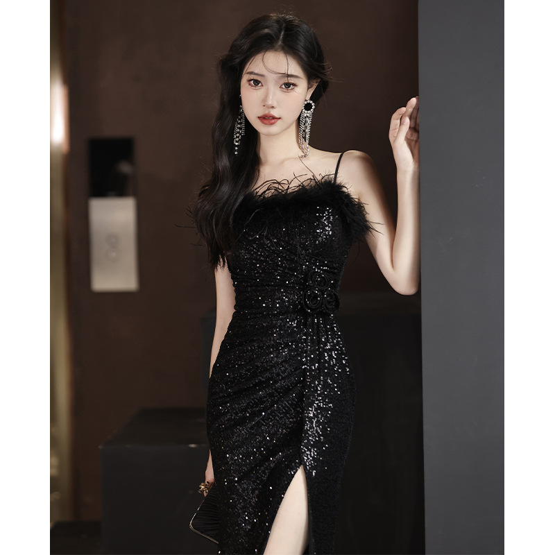 Vestido de noche negro de otoño de 2025 nueva industria pesada celebridad reunión anual esbelta cola de pescado vestido de moda sexy